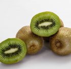 A csüngő szamócát a postás hozza